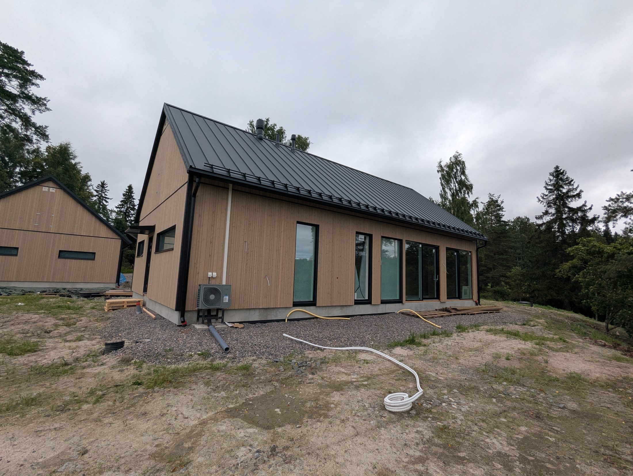 Egnahemshus och garage